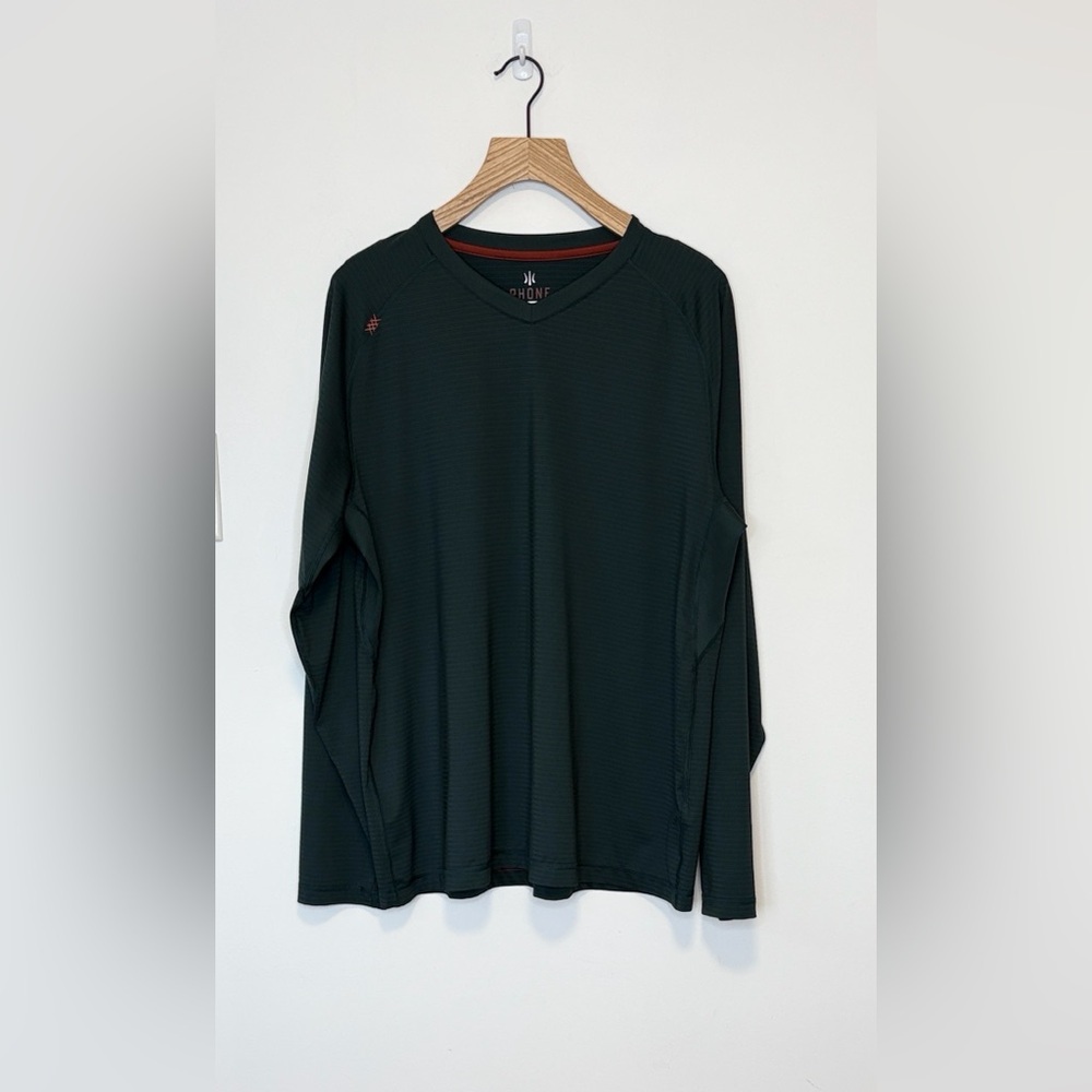 Rhone Men's Long Sleeve V-Neck Striped Athletic Workout Shirt , sz : XL